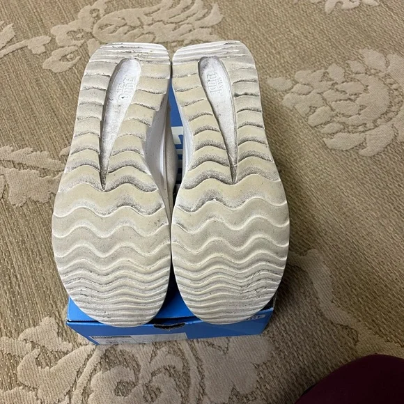 Hey Dude Wendy Peak Chambray - Cream 10 - Picture 10 of 16